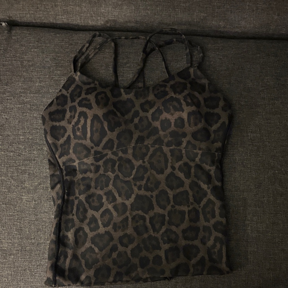 Chic Leopard Print Tank Top